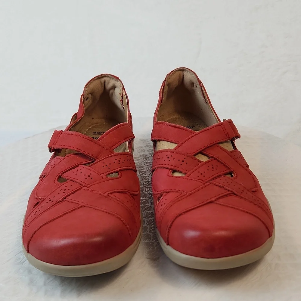Earth Origins Rapid Teddy Leather Walking Loafer Cushioned Red Size 7 - Picture 3 of 12